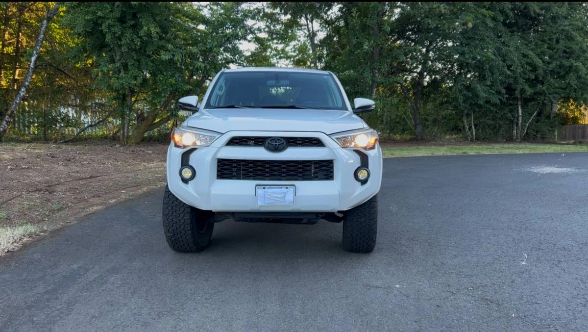 2018 Toyota 4Runner 5th Gen - Image 2 of 8