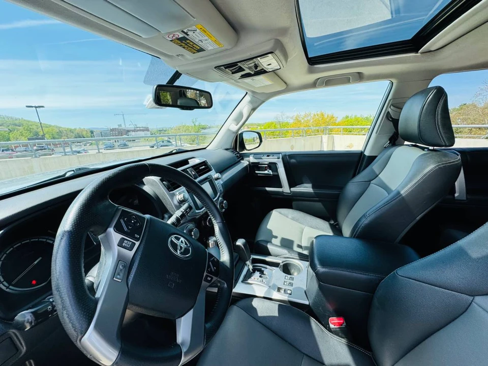 2018 Toyota 4Runner 5th Gen - Image 9 of 14