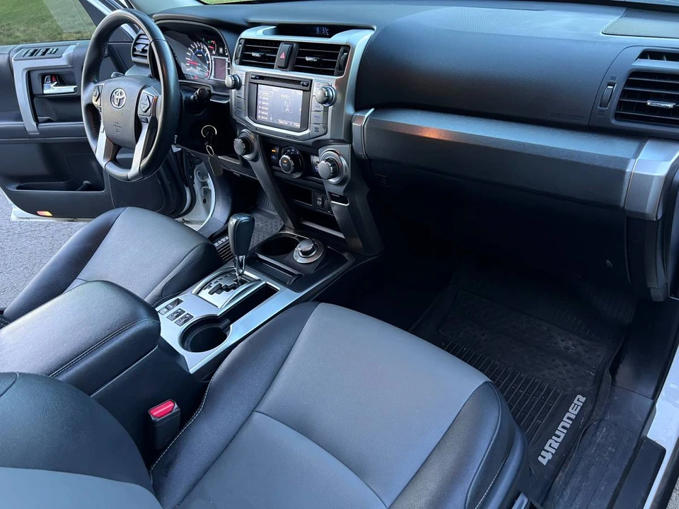 2018 Toyota 4Runner 5th Gen - Image 5 of 8