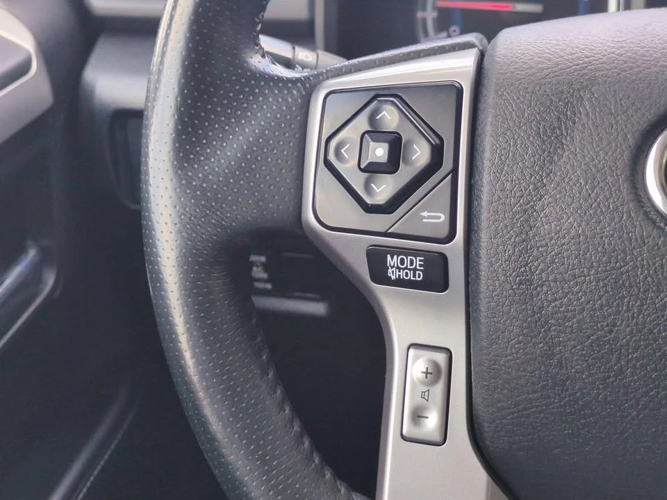 2018 Toyota 4Runner 5th Gen - Image 10 of 20