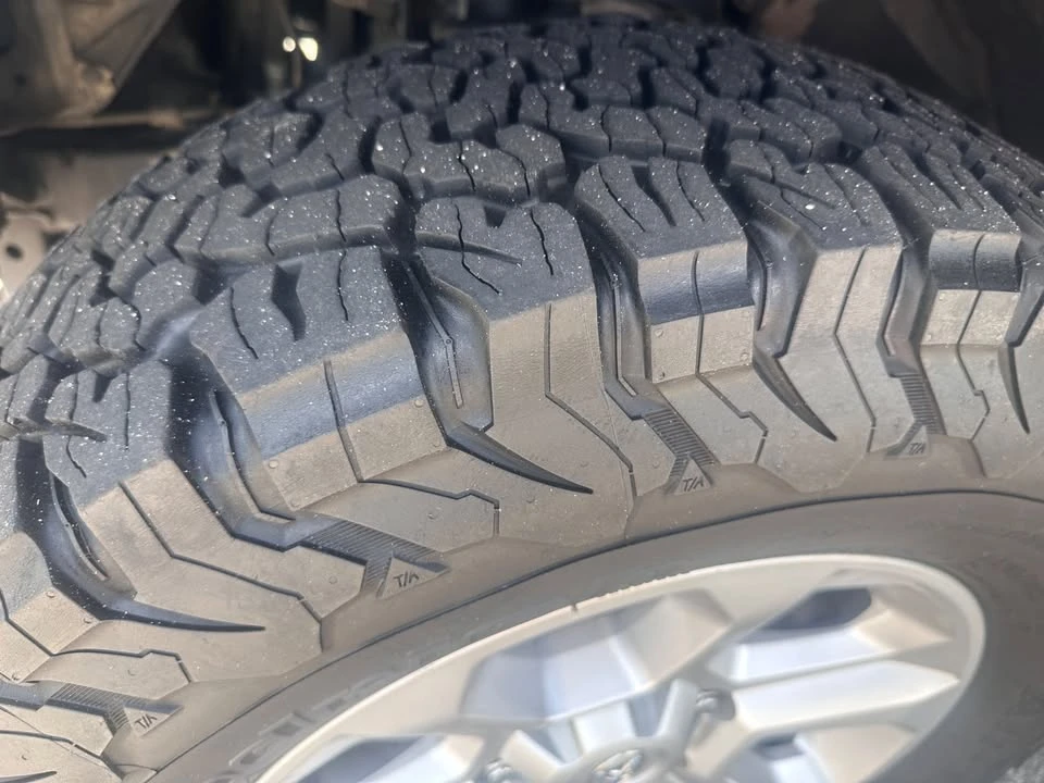 2018 Toyota 4Runner 5th Gen - Image 16 of 20