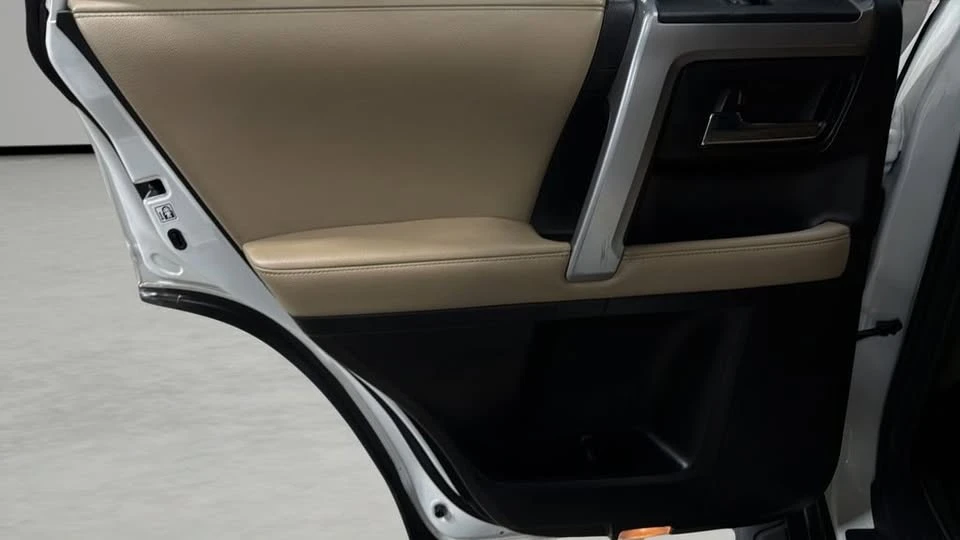 2018 Toyota 4Runner 5th Gen - Image 17 of 20