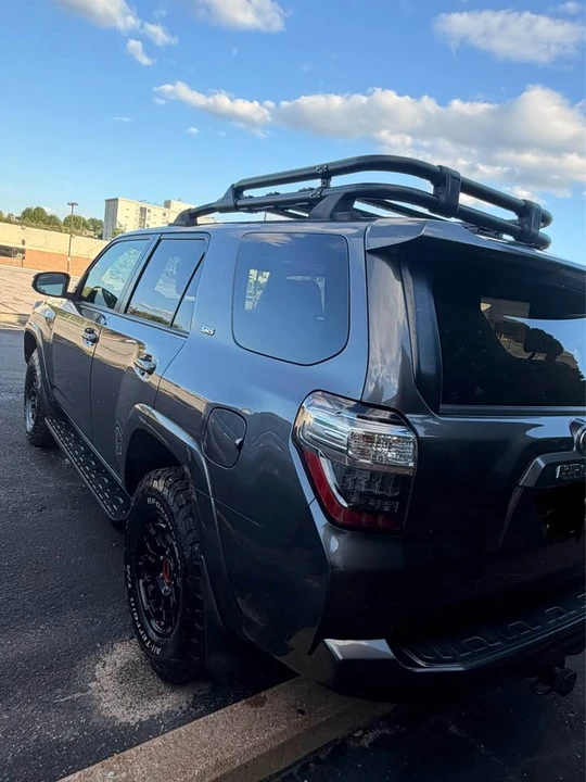 2018 Toyota 4Runner - Image 8 of 20