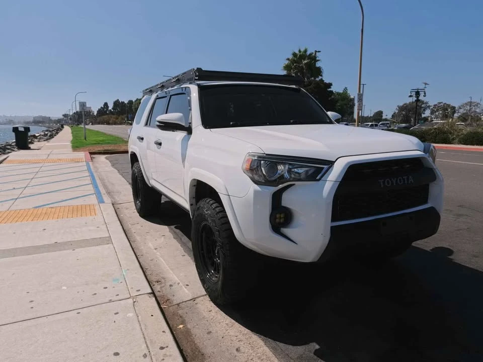 2018 Toyota 4Runner 5th Gen - Image 5 of 20