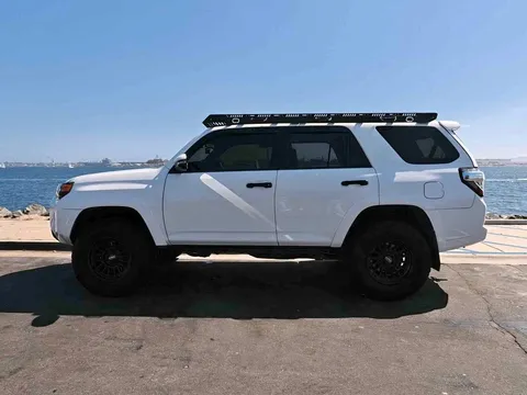 2018 Toyota 4Runner SR5 Premium Sport Utility 4D
