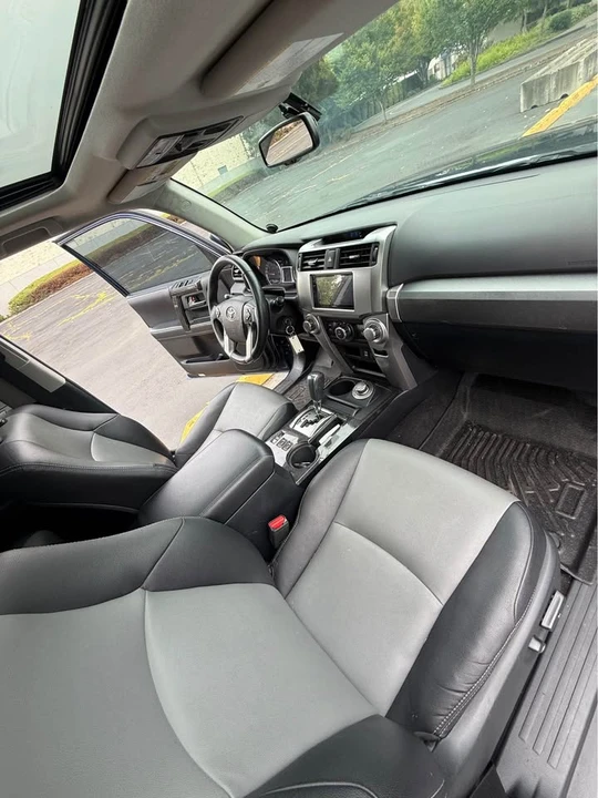 2018 Toyota 4Runner 5th Gen - Image 10 of 16
