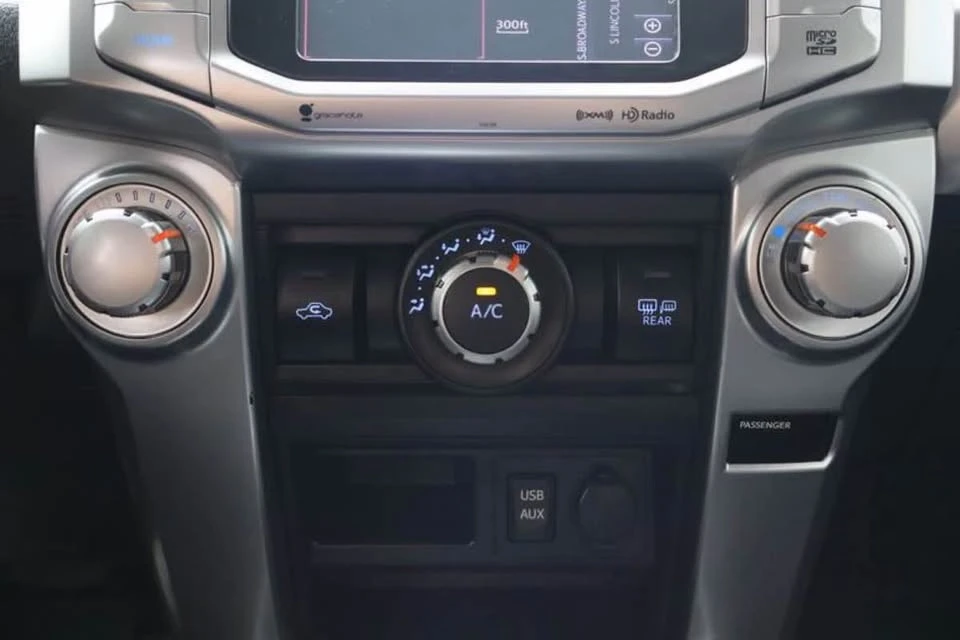 2018 Toyota 4Runner 5th Gen - Image 17 of 20