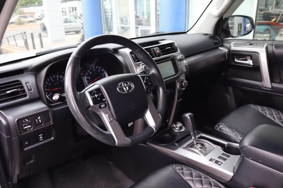 2018 Toyota 4Runner 5th Gen - Image 11 of 20