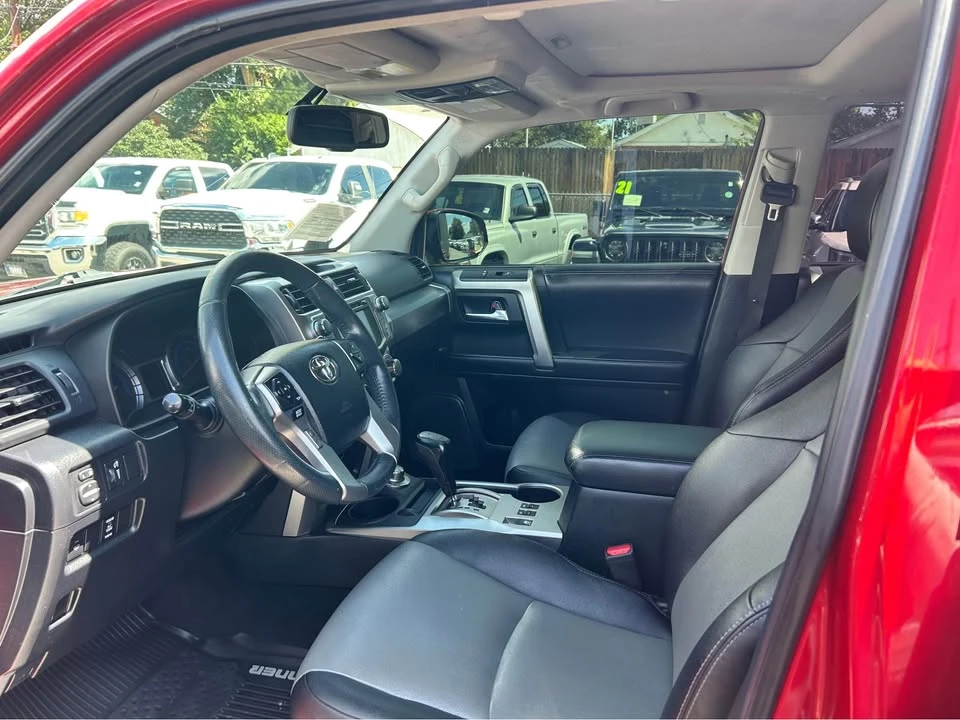 2018 Toyota 4Runner 5th Gen - Image 3 of 4