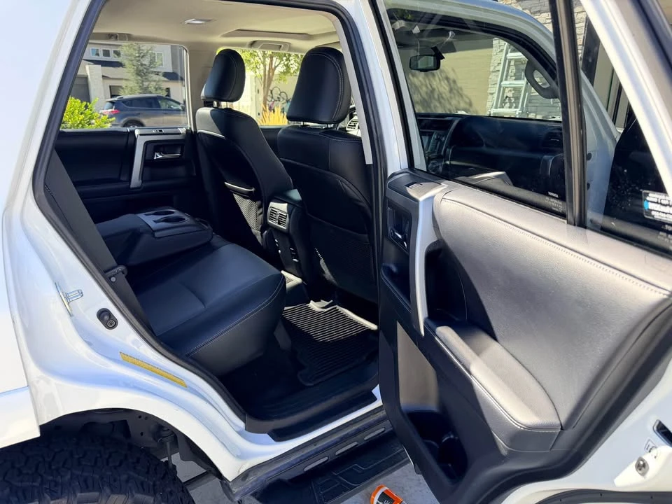 2018 Toyota 4Runner 5th Gen - Image 9 of 17