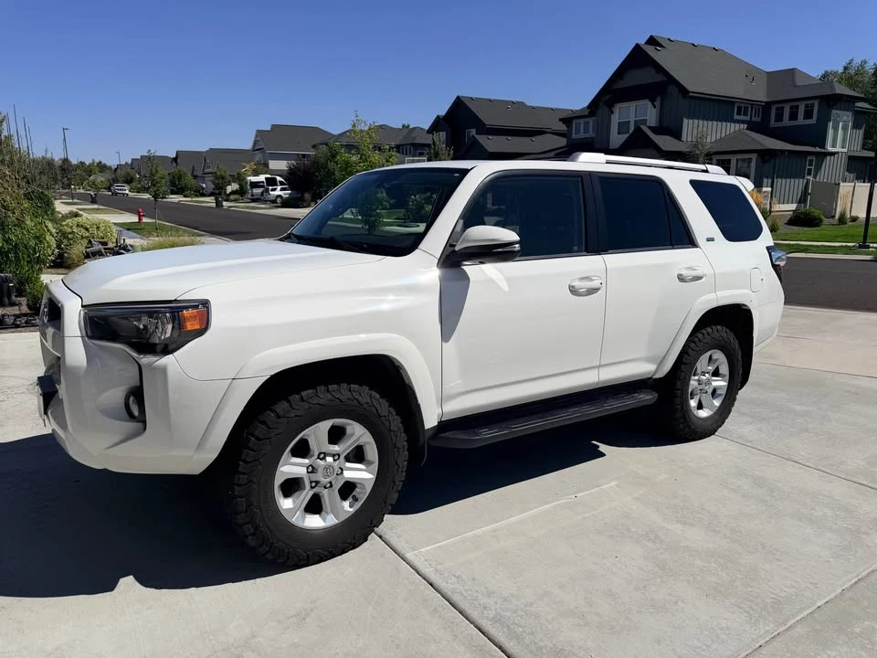 2018 Toyota 4Runner 5th Gen - Image 3 of 17