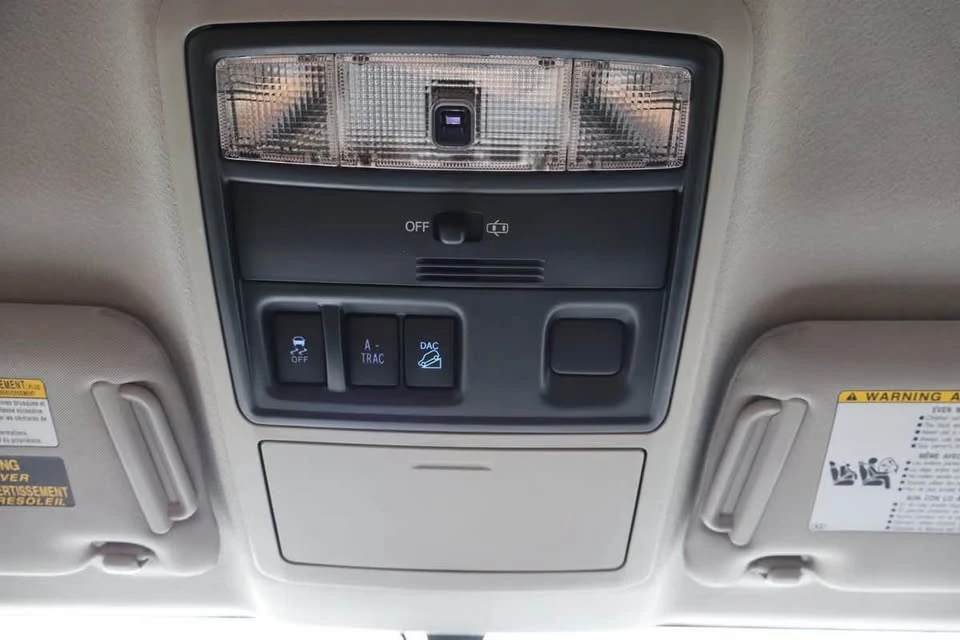 2018 Toyota 4Runner 5th Gen - Image 19 of 20
