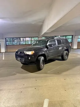 2018 Toyota 4Runner SR5 Premium Sport Utility 4D