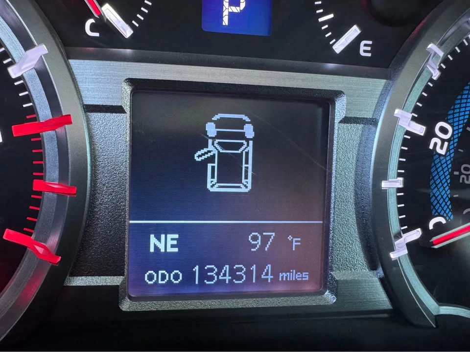 2018 Toyota 4Runner 5th Gen - Image 9 of 9