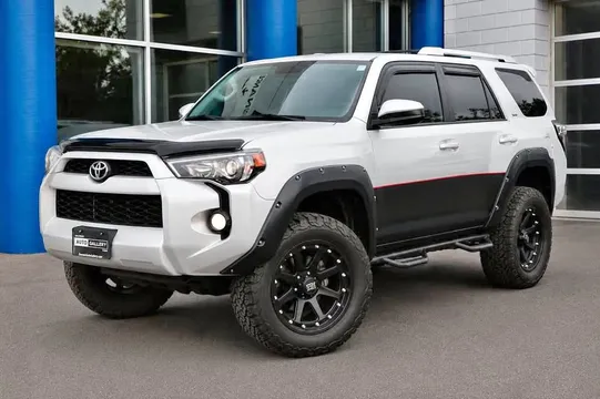2018 Toyota 4Runner SR5 Premium Sport Utility 4D