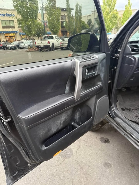 2018 Toyota 4Runner 5th Gen - Image 17 of 20