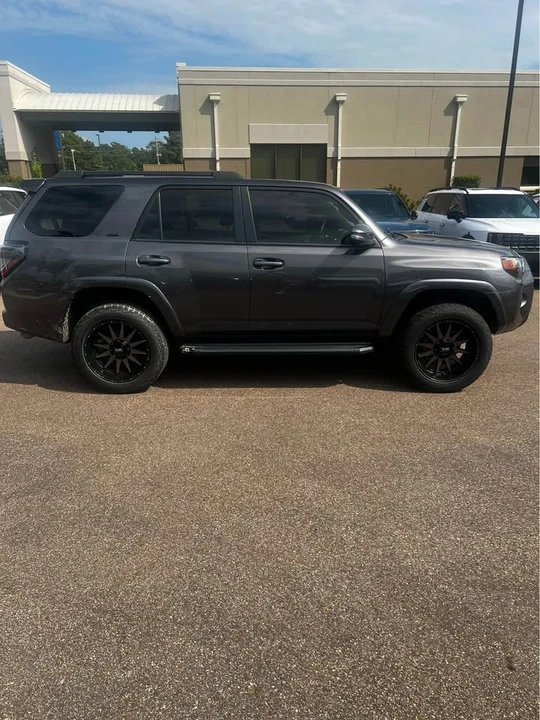 2018 Toyota 4Runner 5th Gen - Image 7 of 16