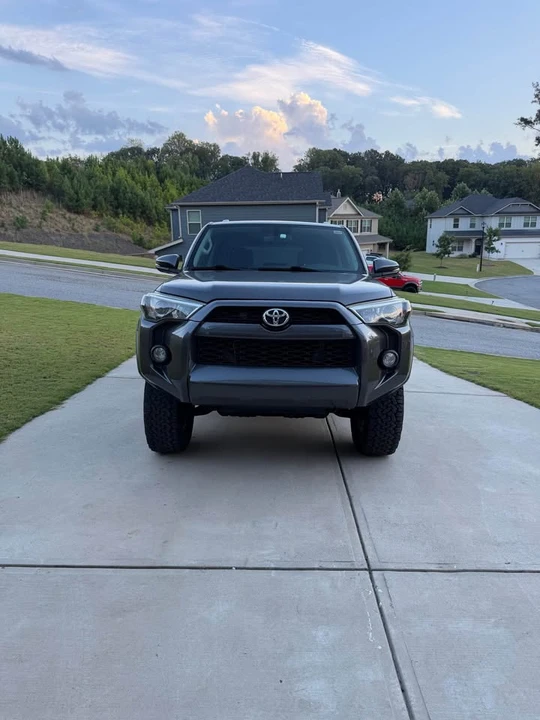 2018 Toyota 4Runner 5th Gen - Image 2 of 19