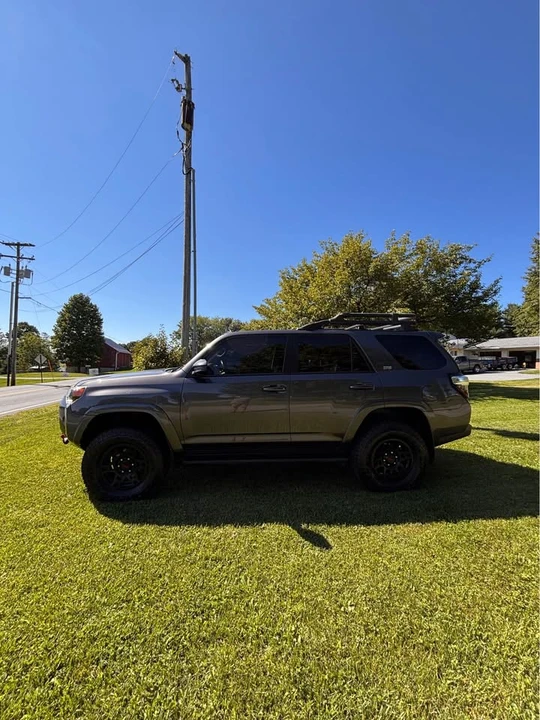 2018 Toyota 4Runner 5th Gen - Image 3 of 7