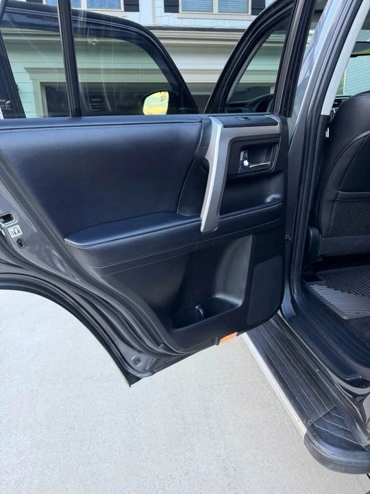 2018 Toyota 4Runner 5th Gen - Image 11 of 19