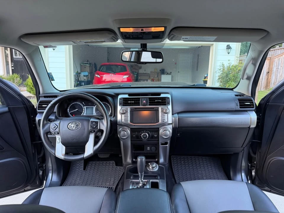 2018 Toyota 4Runner 5th Gen - Image 18 of 19