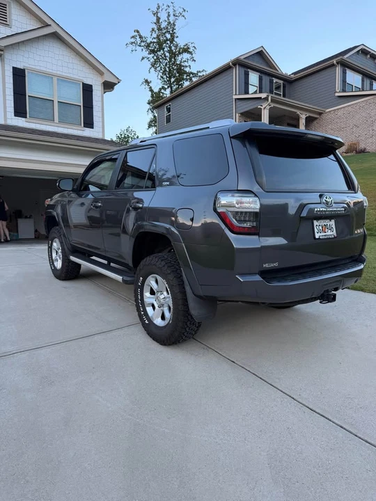 2018 Toyota 4Runner 5th Gen - Image 7 of 19