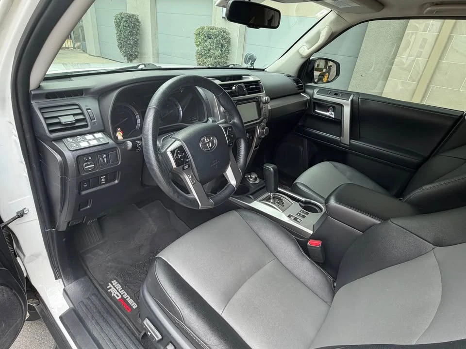 2018 Toyota 4Runner 5th Gen - Image 6 of 10