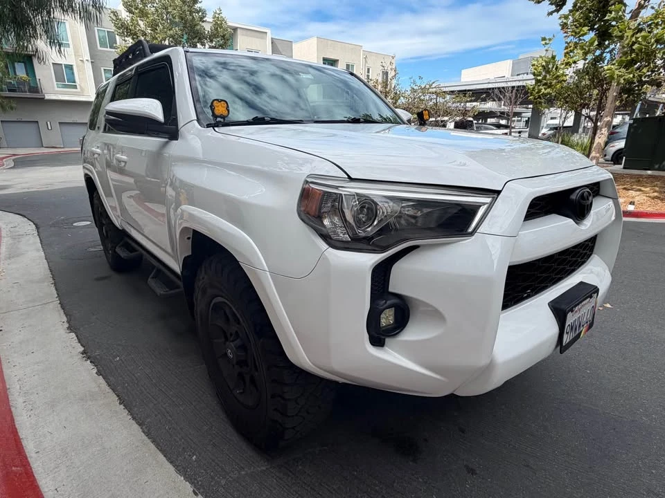 2018 Toyota 4Runner 5th Gen - Image 3 of 10