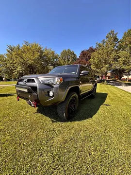 2018 Toyota 4Runner SR5 Premium Sport Utility 4D