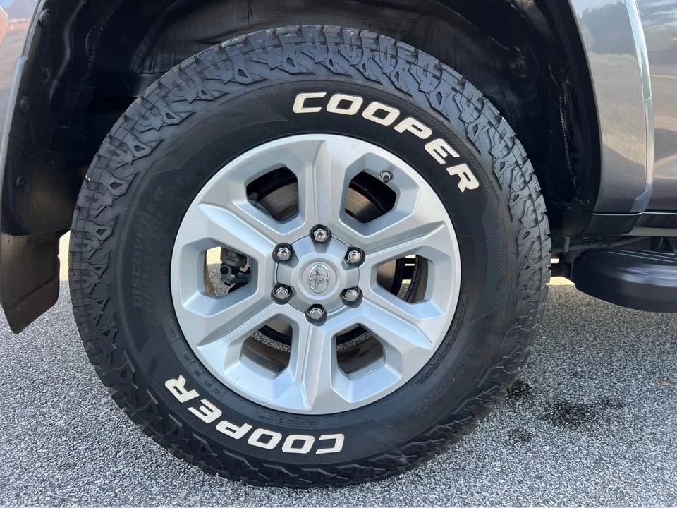 2018 Toyota 4Runner 5th Gen - Image 7 of 20