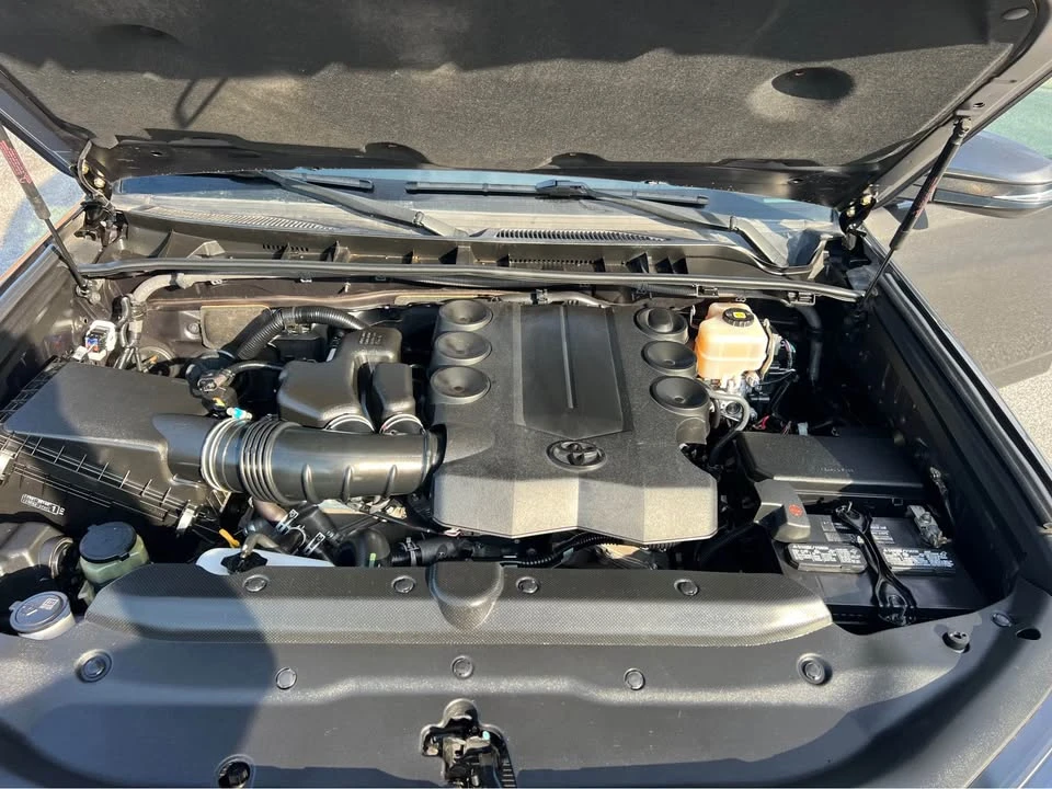2018 Toyota 4Runner 5th Gen - Image 10 of 20