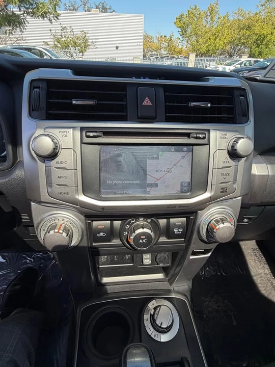 2018 Toyota 4Runner 5th Gen - Image 10 of 18