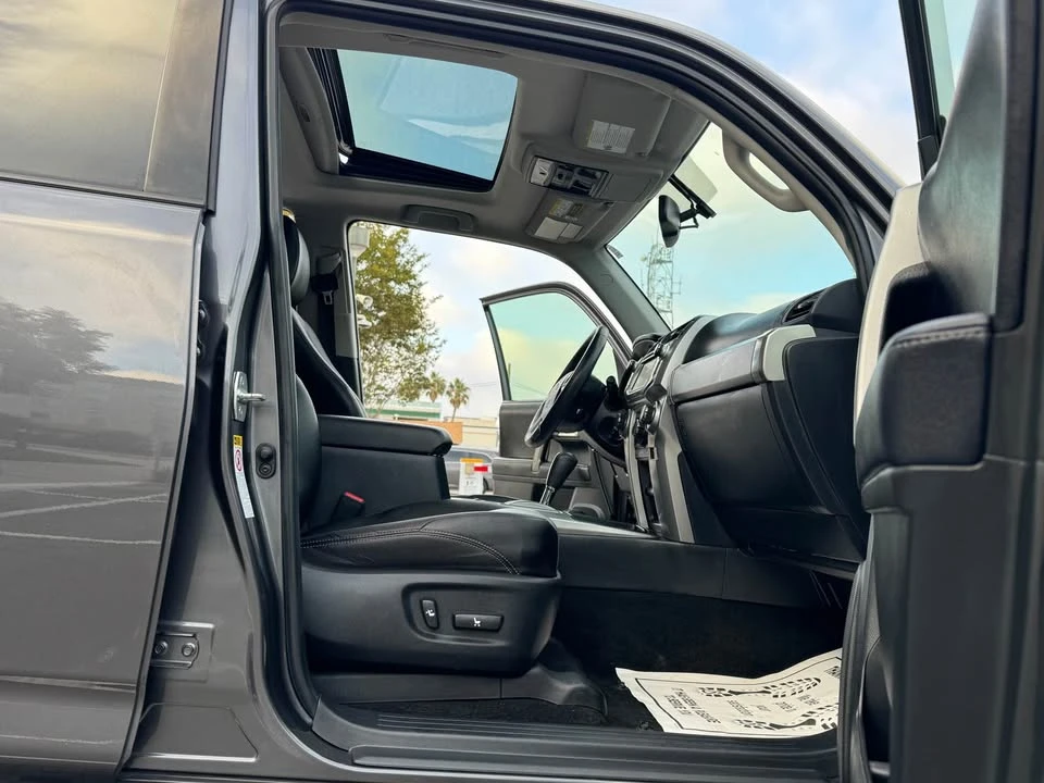2018 Toyota 4Runner 5th Gen - Image 9 of 19