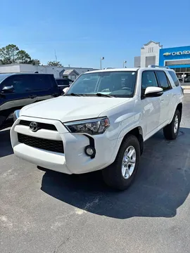 2018 Toyota 4Runner SR5 Premium Sport Utility 4D