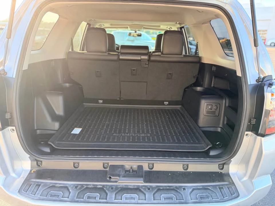 2018 Toyota 4Runner 5th Gen - Image 8 of 15