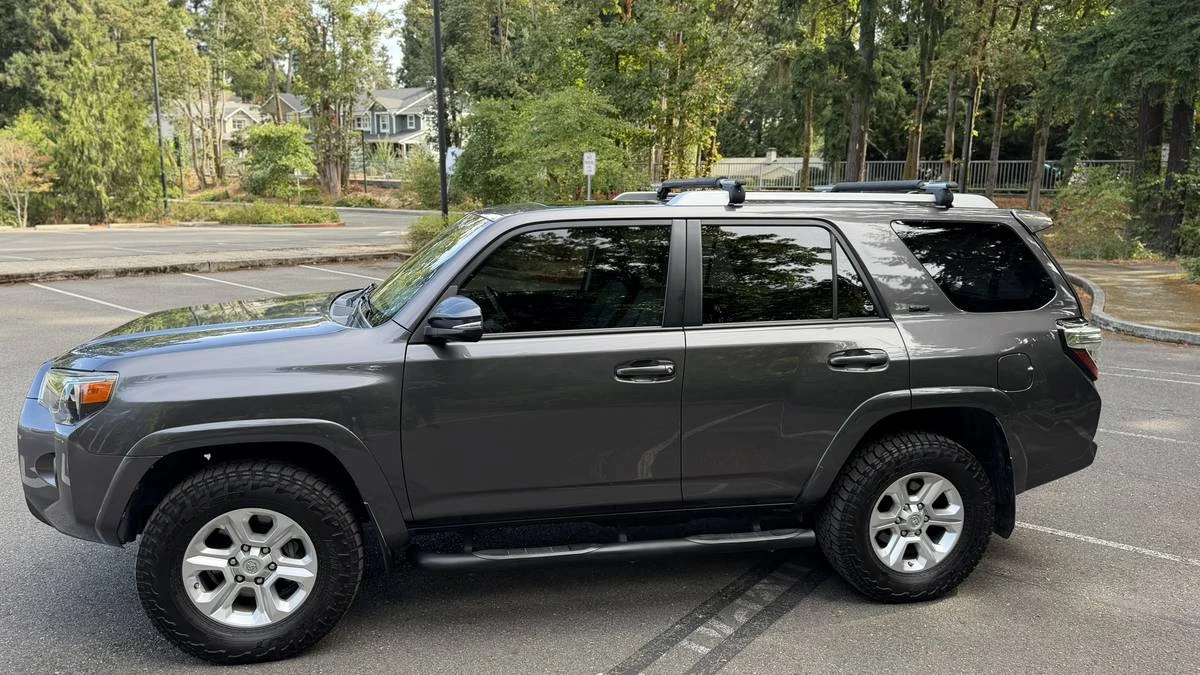 2018 Toyota 4Runner 5th Gen - Image 2 of 13