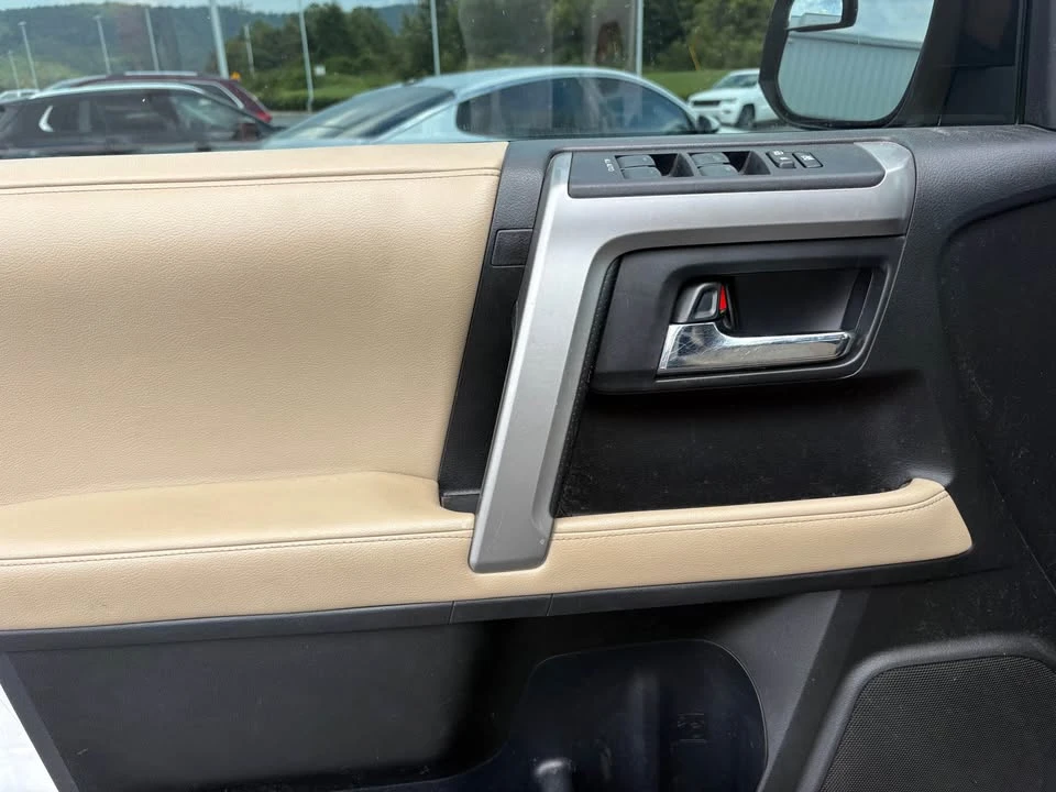 2018 Toyota 4Runner 5th Gen - Image 12 of 20