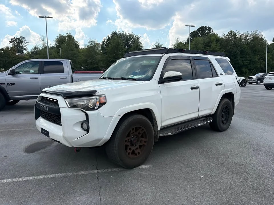 2018 Toyota 4Runner 5th Gen - Image 14 of 20