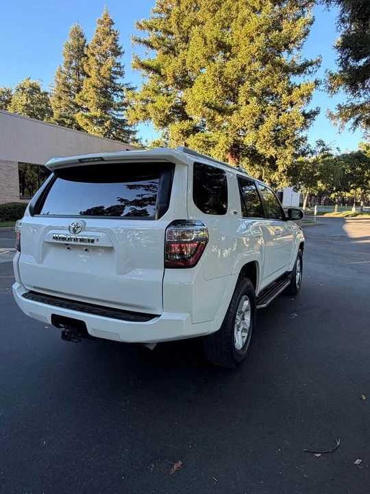 2018 Toyota 4Runner 5th Gen - Image 3 of 20