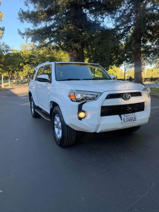 2018 Toyota 4Runner 5th Gen - Image 2 of 20