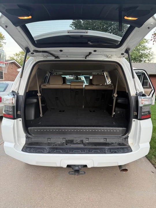 2018 Toyota 4Runner 5th Gen - Image 8 of 13