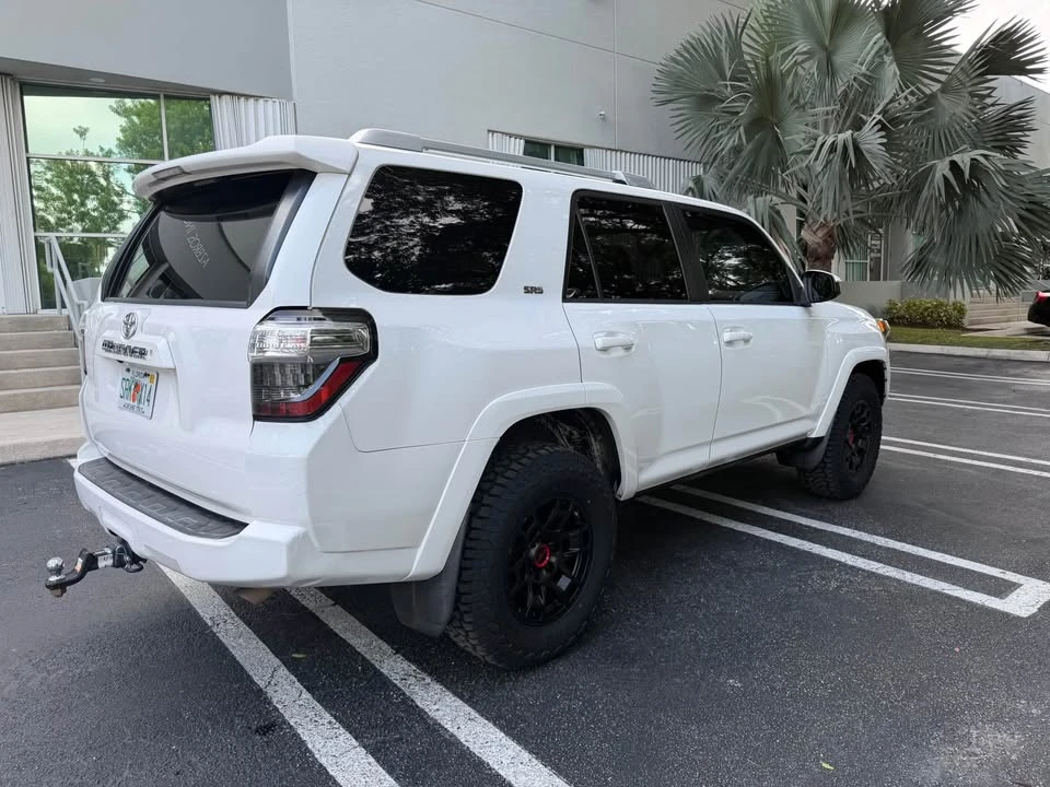 2018 Toyota 4Runner 5th Gen - Image 4 of 12