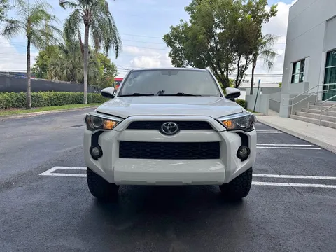 2018 Toyota 4Runner SR5 Sport Utility 2D