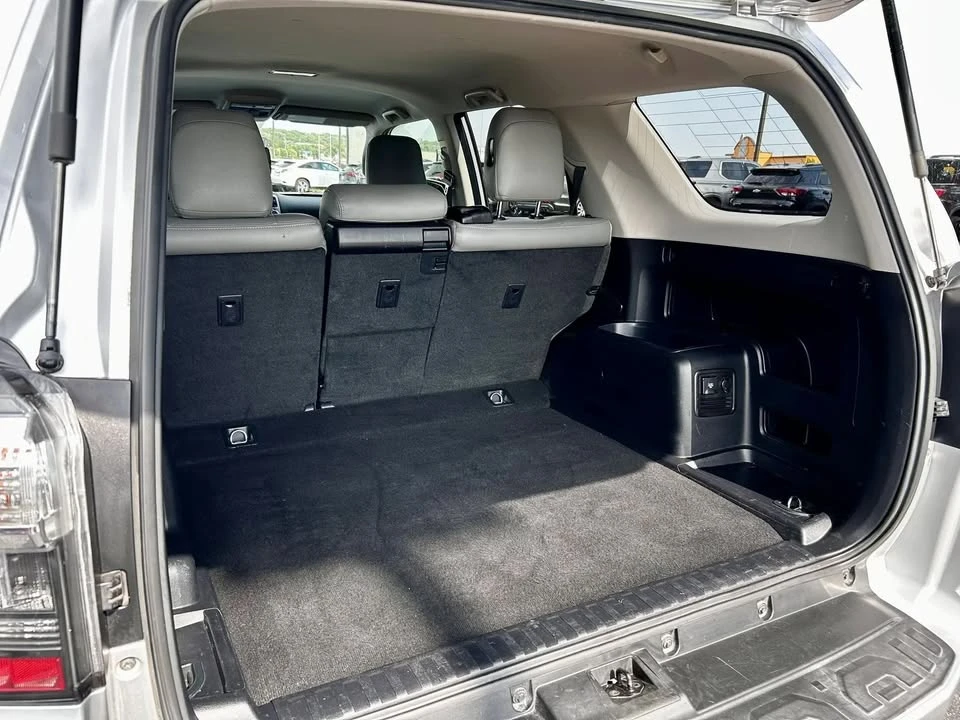 2018 Toyota 4Runner 5th Gen - Image 18 of 20