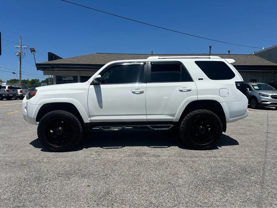 2018 Toyota 4Runner 5th Gen - Image 3 of 21