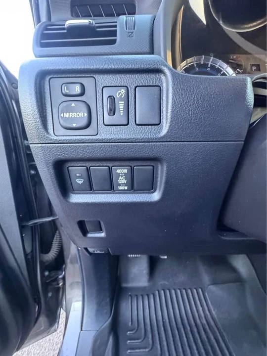 2018 Toyota 4Runner 5th Gen - Image 9 of 14
