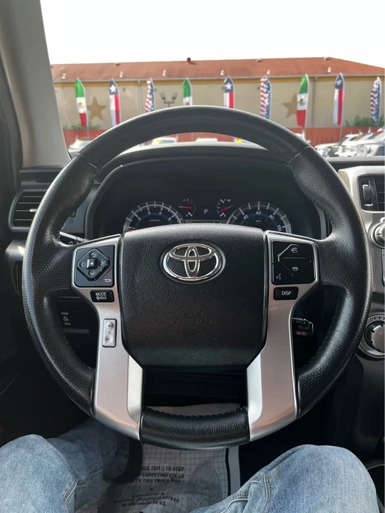 2018 Toyota 4Runner 5th Gen - Image 17 of 19