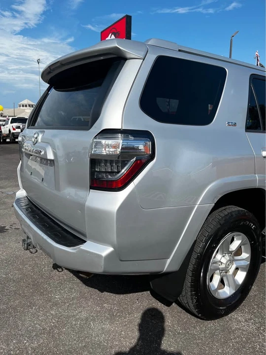 2018 Toyota 4Runner 5th Gen - Image 4 of 19