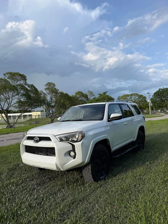 2018 Toyota 4Runner 5th Gen - Image 3 of 17