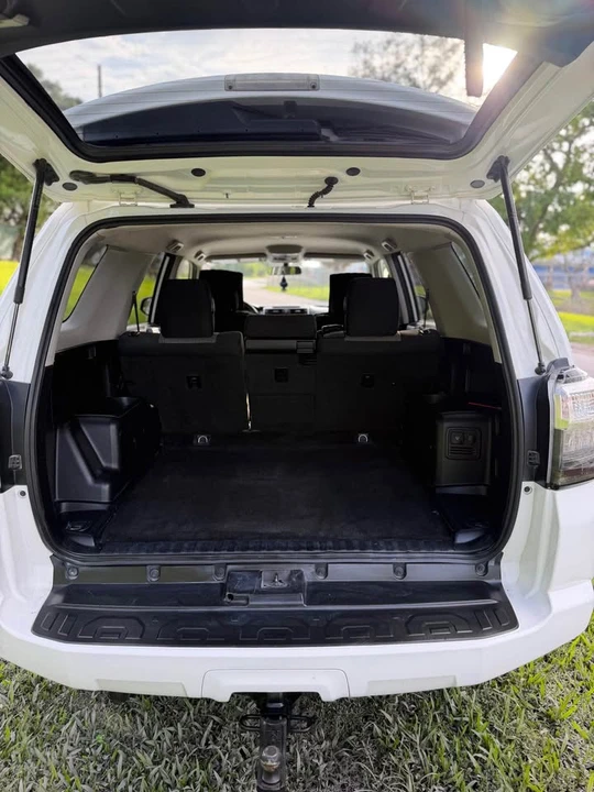 2018 Toyota 4Runner 5th Gen - Image 15 of 18